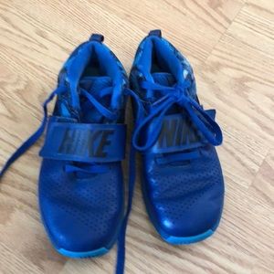 Nike Team Hustle Sports D blue camo